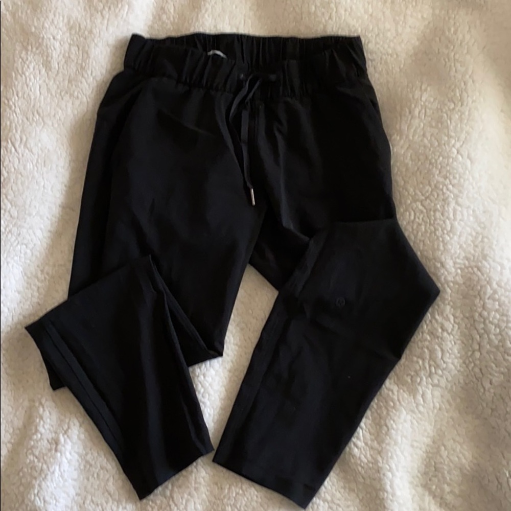 Lululemon On the Fly pant Size 6
